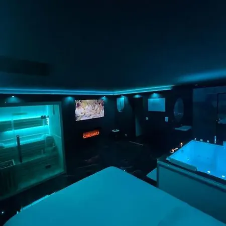 La Suite Prestige Jacuzzi,Sauna,Netflix,Disney Amiens Exterior photo
