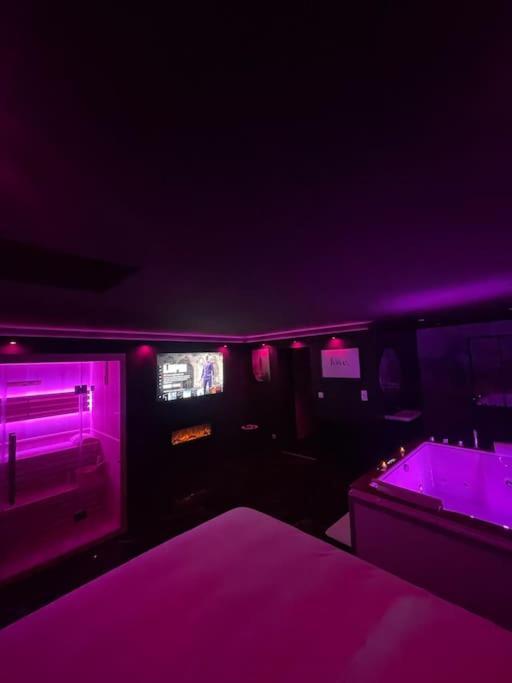 La Prestige Jacuzzi,sauna,netflix,disney *