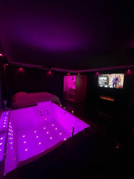 La Prestige Jacuzzi,sauna,netflix,disney Appartement Amiens
